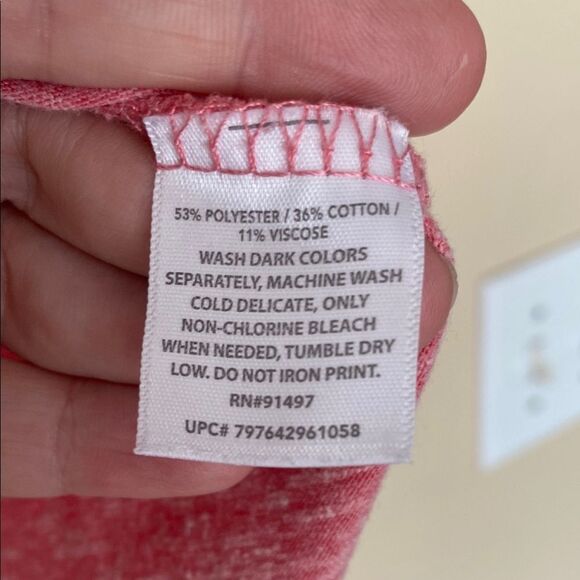 Modern Canvas Red Graphic Tee - Picture 4 of 4